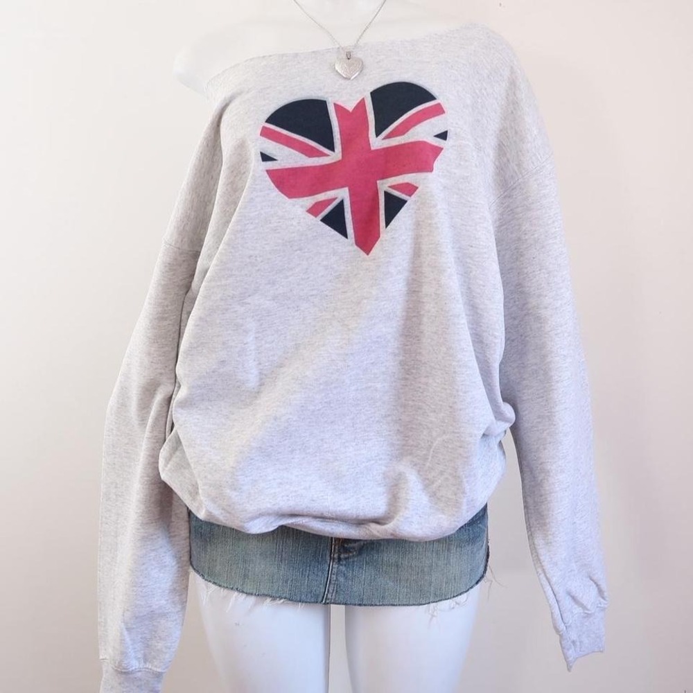y2k union jack heart off shoulder sweatshirt indie sleaze slouchy L